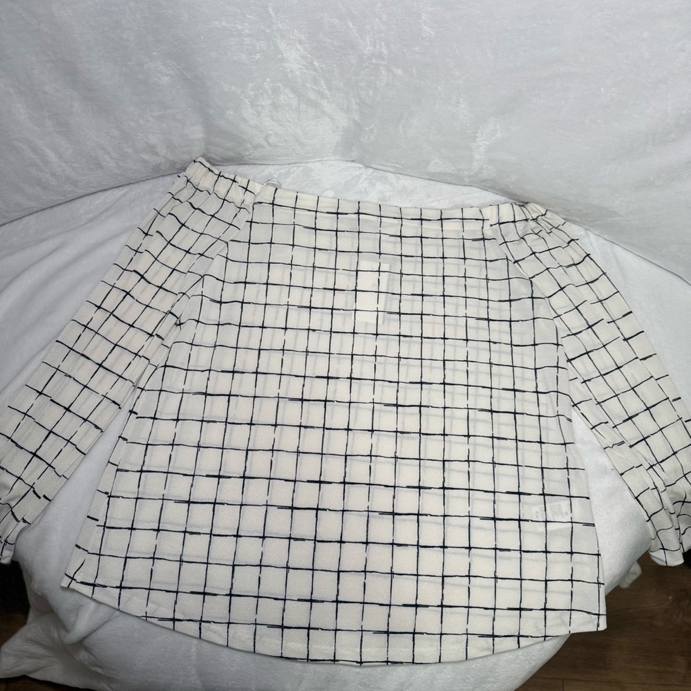 Papaya Black and White Checkered Top M